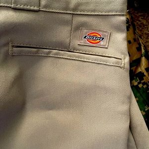 Men’s khaki dickie pants